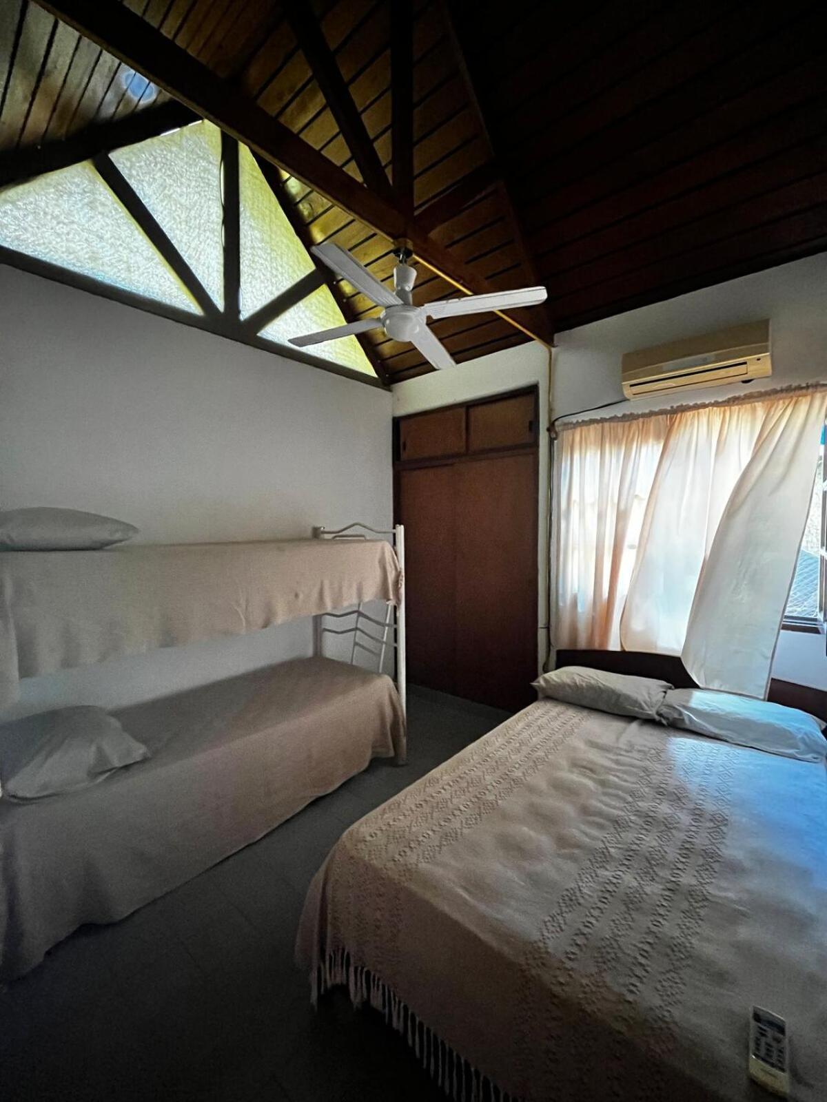 Villa Casa Quinta - Rincon Santa Maria à Ituzaingo  Extérieur photo